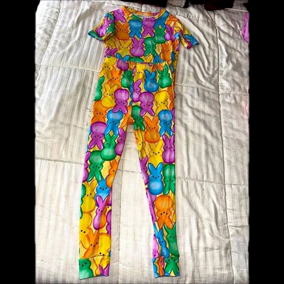 NWOT PAJAMA SET!!! bunny rabbit cotton kids pajama set unisex intl size 5-7 🎉🥳 - Picture 1 of 9